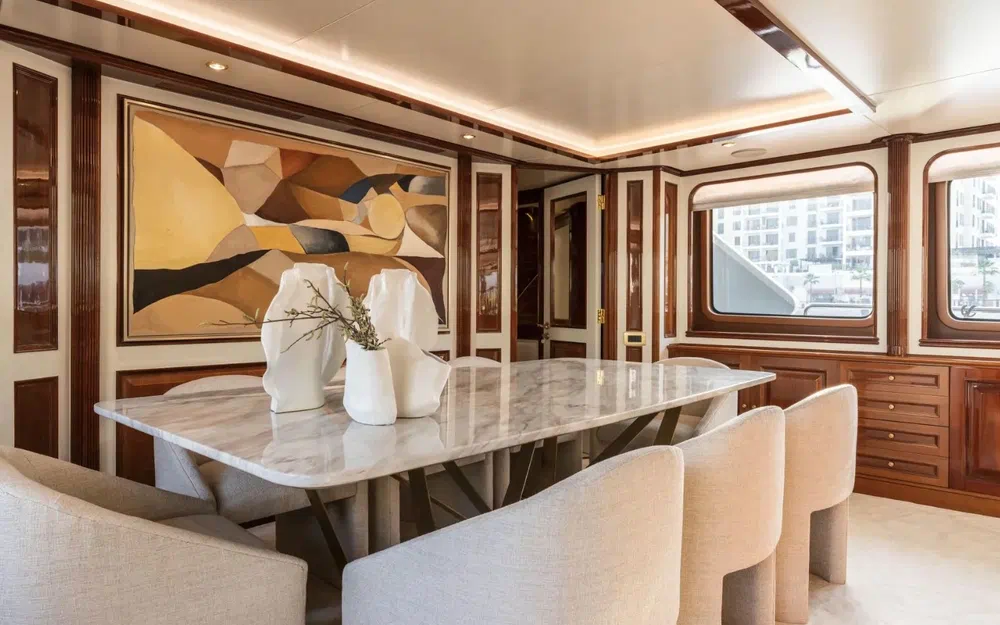 slider 15 Benetti Classic 115