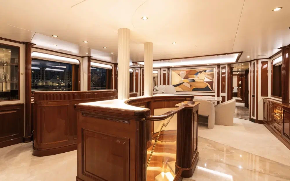 slider 17 Benetti Classic 115