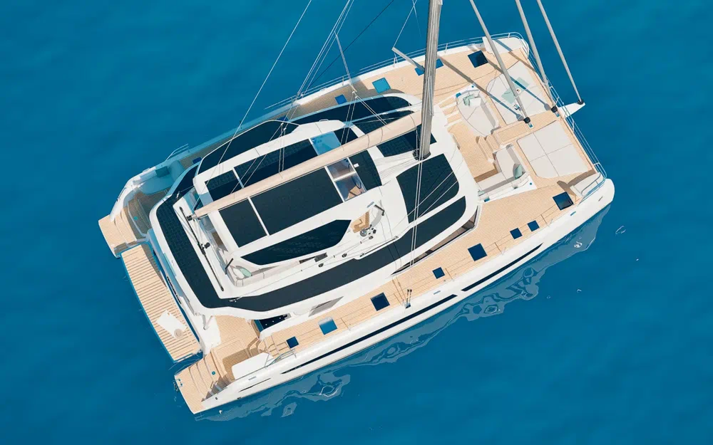 slider 10 Fountaine Pajot FP 55