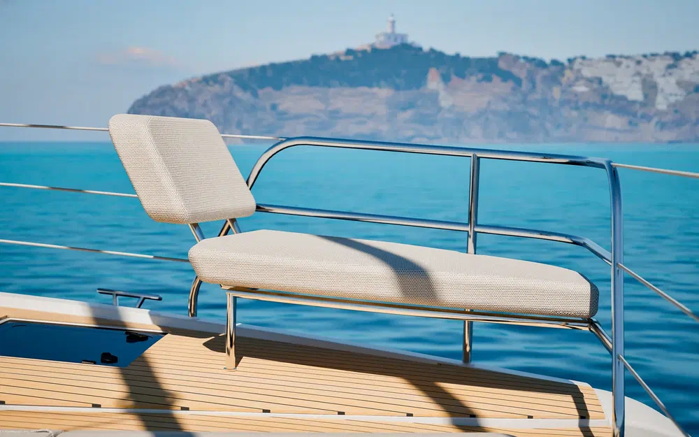 slider 18 Fountaine Pajot FP 55