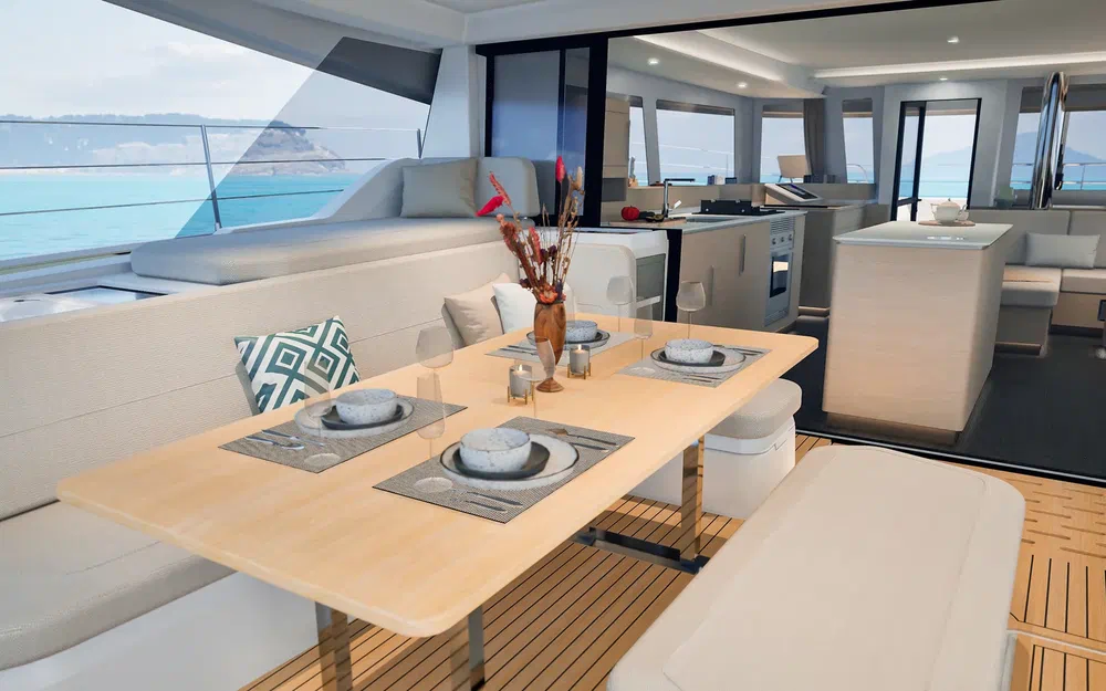 slider 27 Fountaine Pajot FP 55