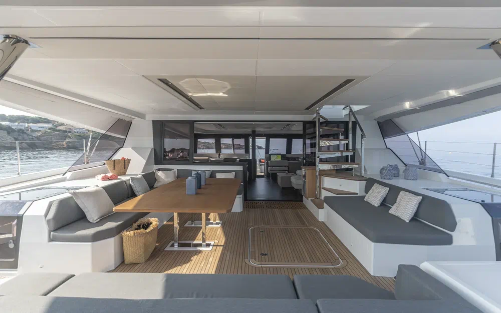 slider 10 Fountaine Pajot Samana 59