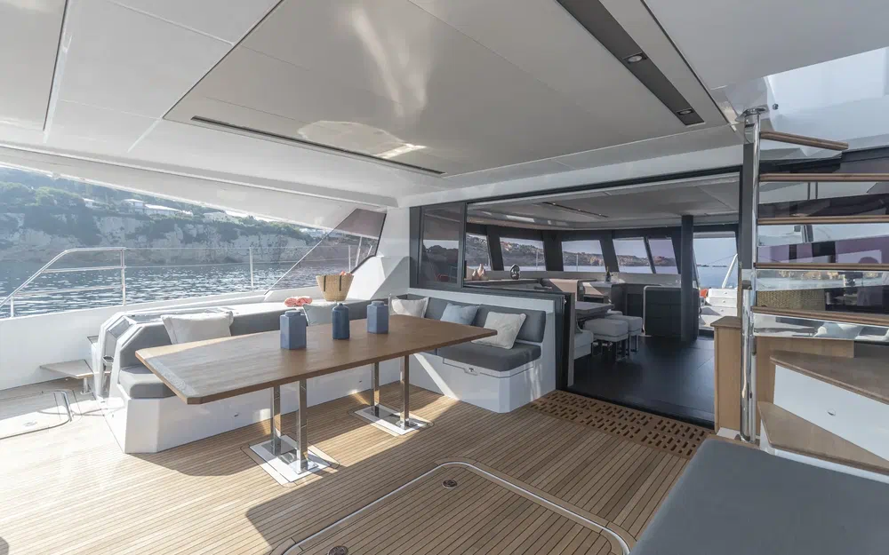 slider 11 Fountaine Pajot Samana 59