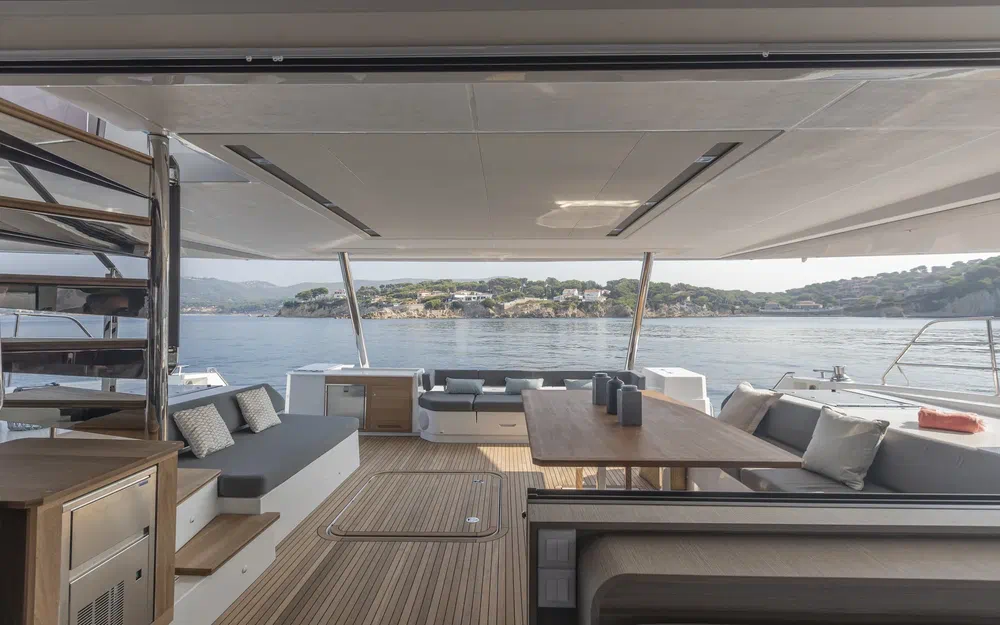 slider 13 Fountaine Pajot Samana 59