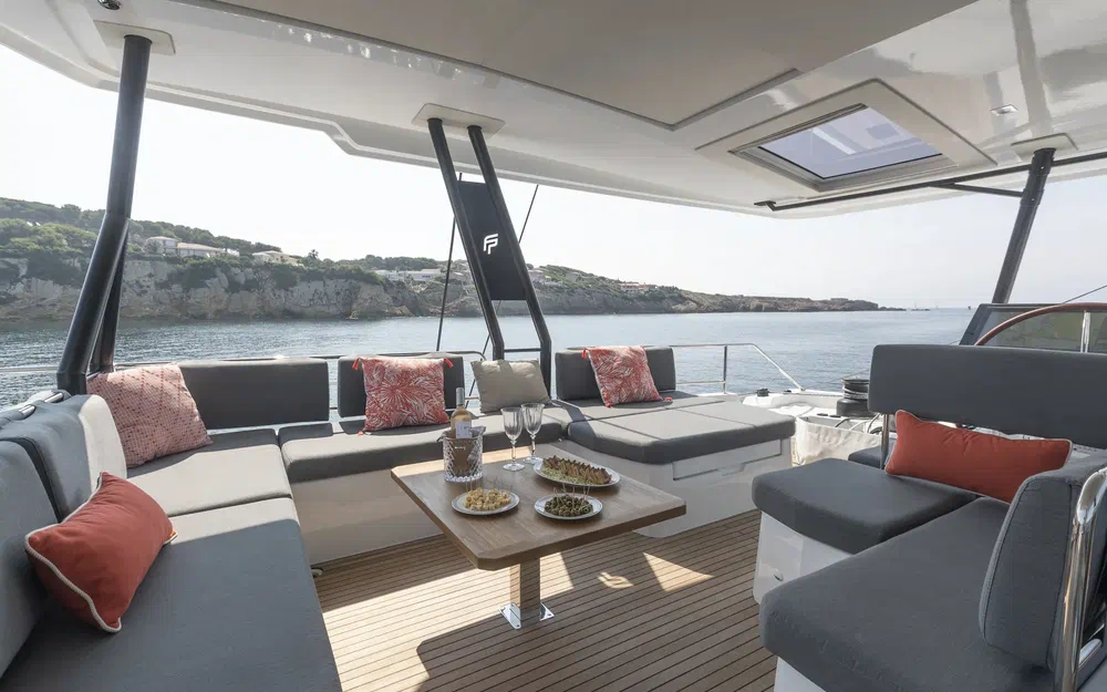 slider 28 Fountaine Pajot Samana 59