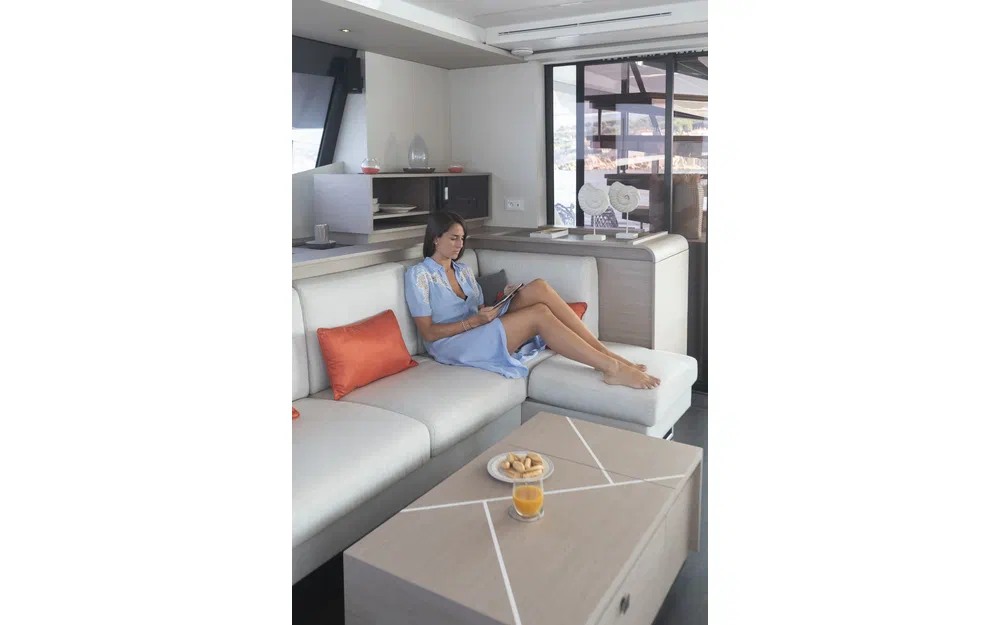 slider 70 Fountaine Pajot Samana 59