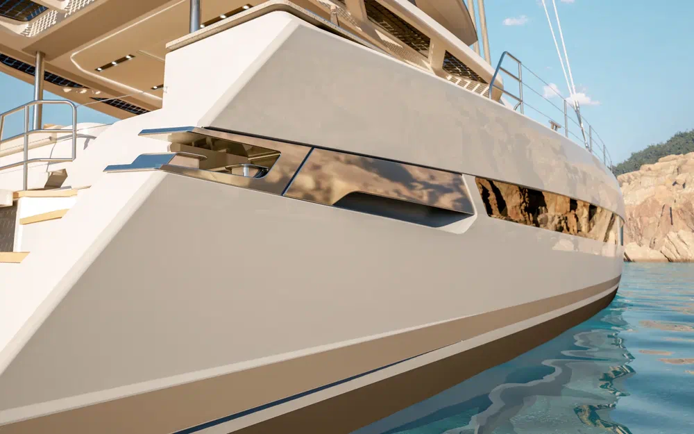 slider 11 Fountaine Pajot FPY 70S