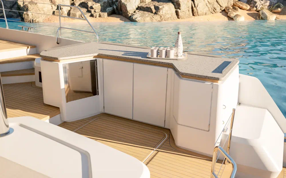slider 25 Fountaine Pajot FPY 70S