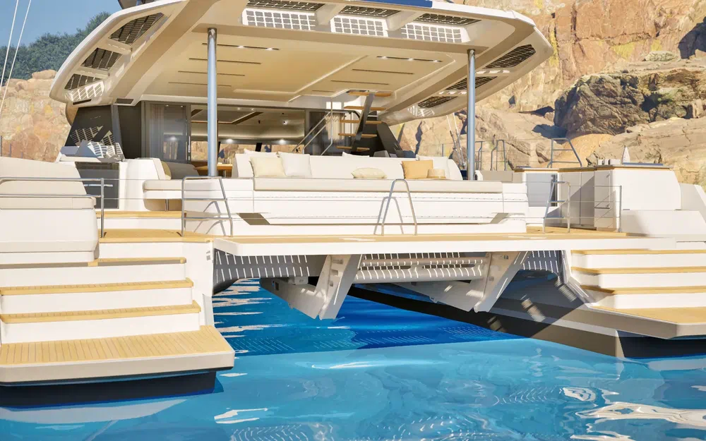 slider 32 Fountaine Pajot FPY 70S