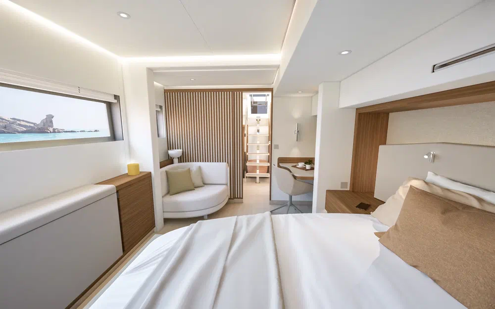 slider 64 Fountaine Pajot FPY 70S