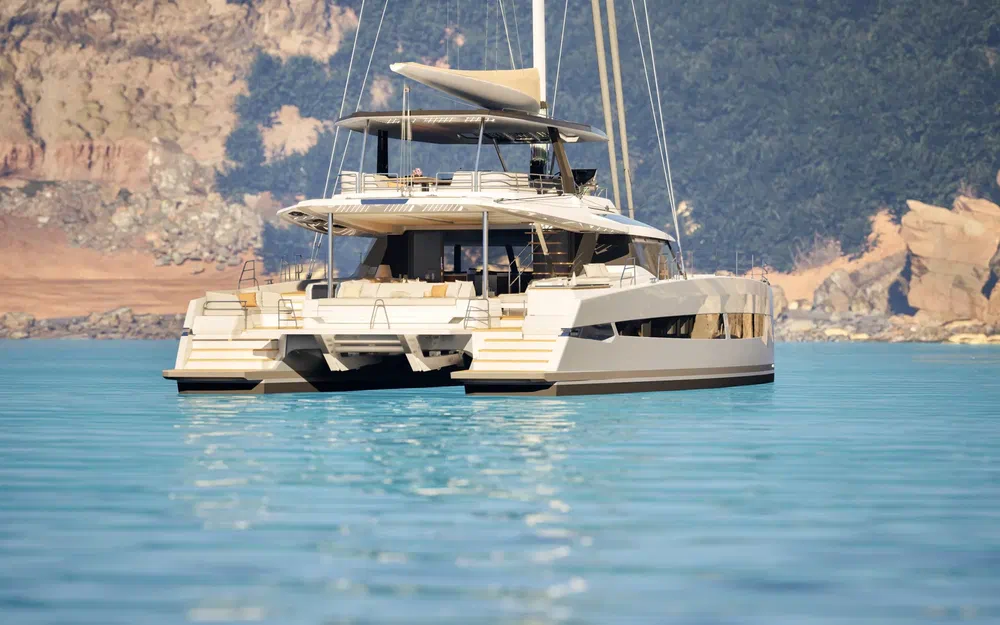 slider 6 Fountaine Pajot FPY 70S