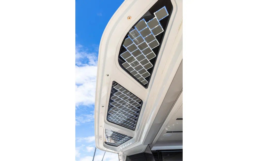 slider 104 Fountaine Pajot Thira 80