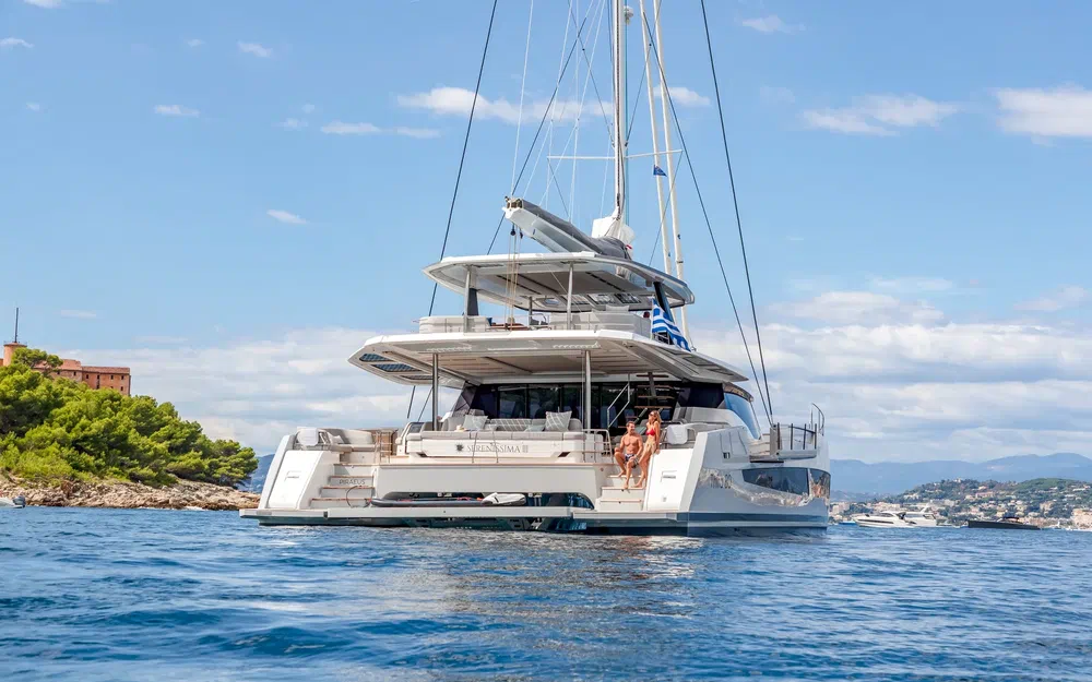 slider 1 Fountaine Pajot Thira 80