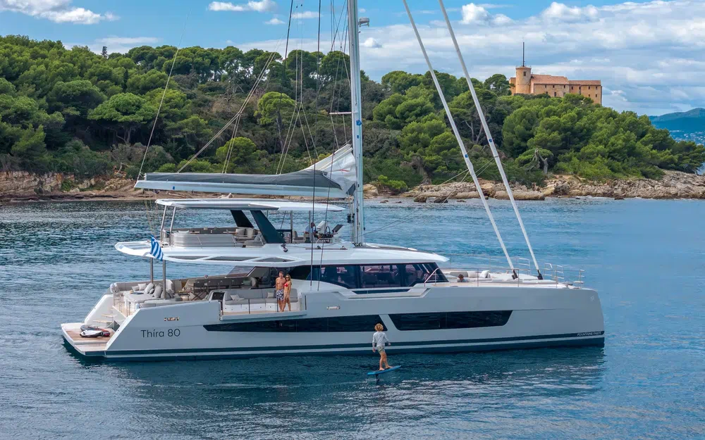 slider 19 Fountaine Pajot Thira 80