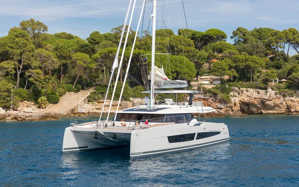 slider 5 Fountaine Pajot Thira 80