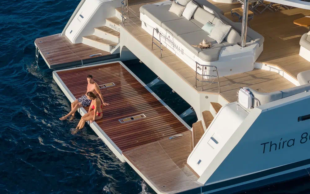 slider 63 Fountaine Pajot Thira 80