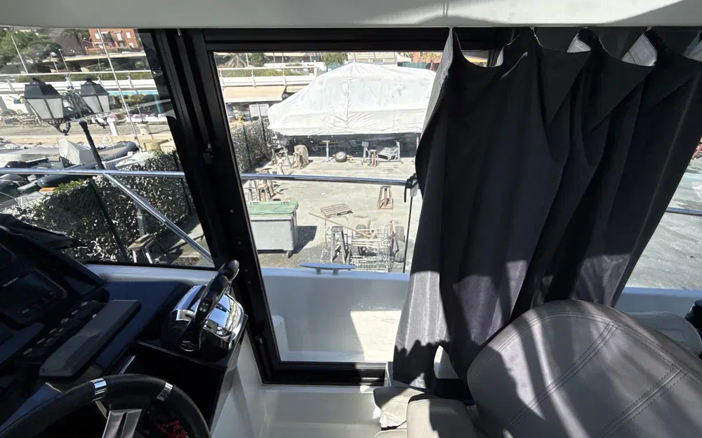 slider 10 Beneteau Antares Serie 9