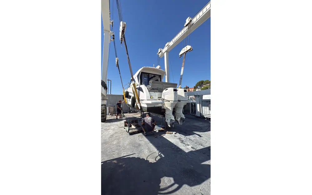 slider 1 Beneteau Antares Serie 9