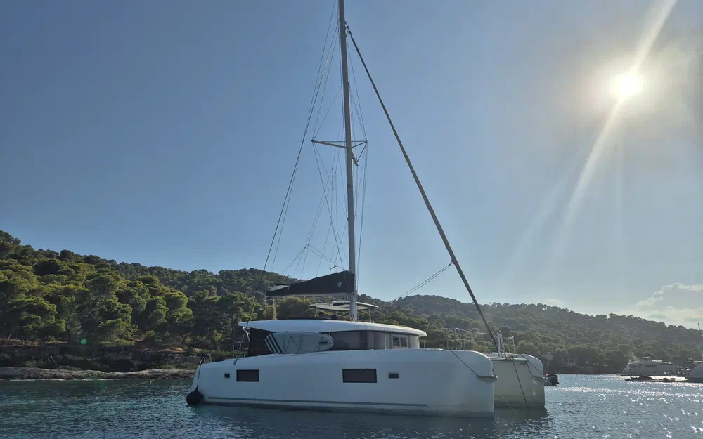 slider 11 Lagoon 42