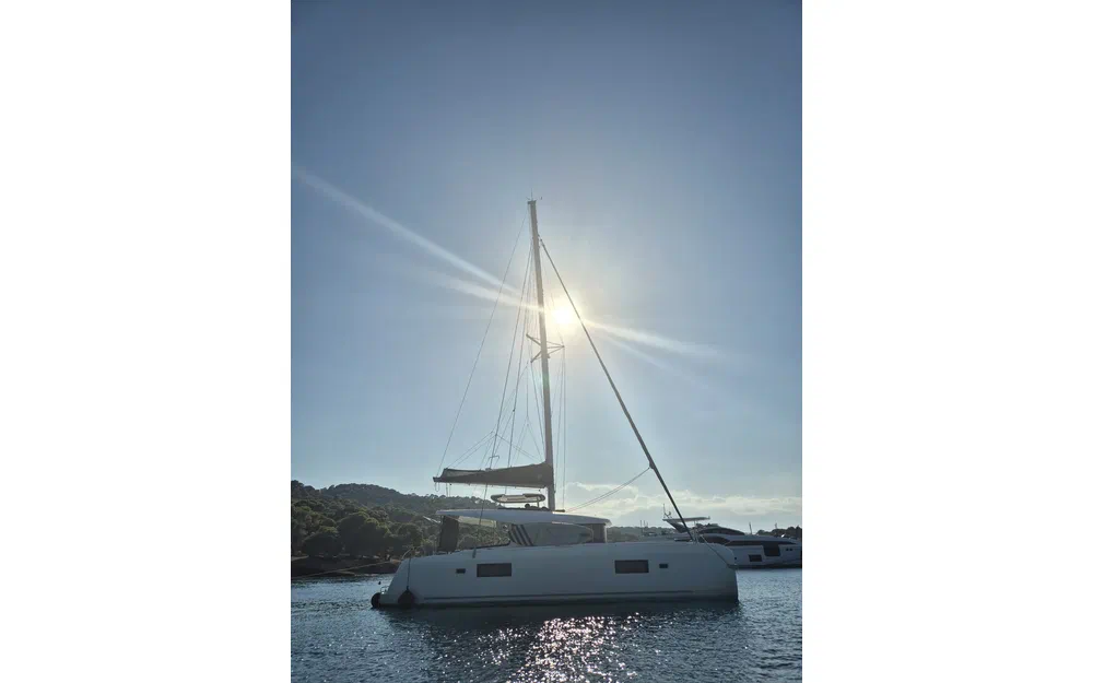 slider 14 Lagoon 42