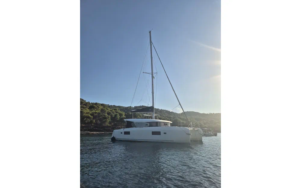 slider 23 Lagoon 42