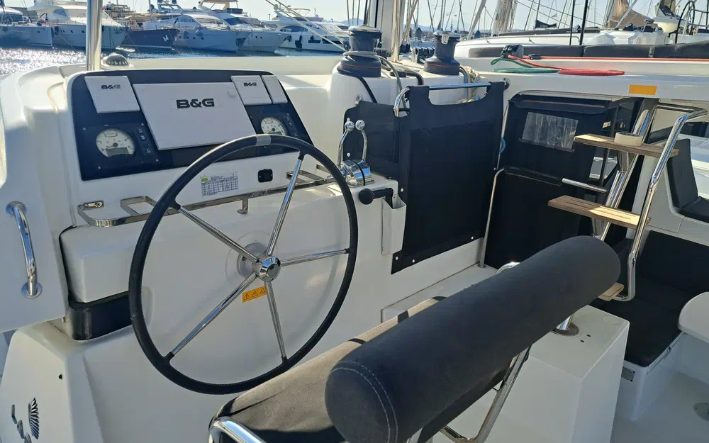 slider 40 Lagoon 42