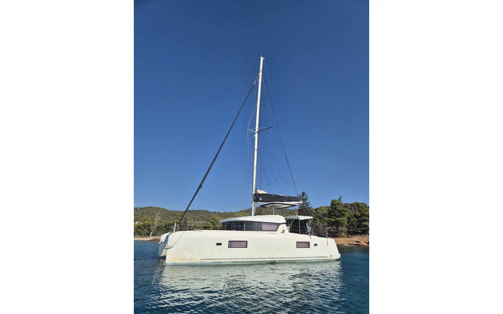 slider 5 Lagoon 42