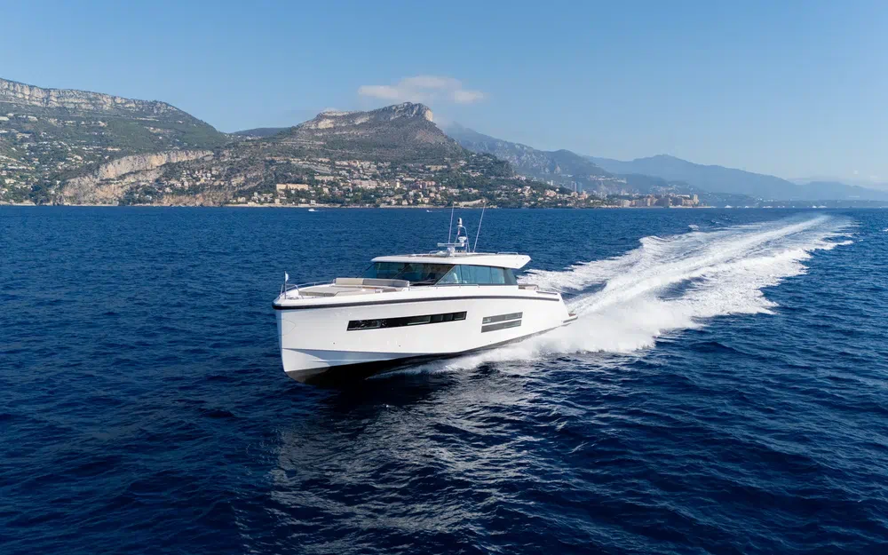slider 0 Delta Powerboats 72