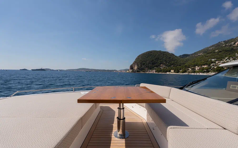 slider 26 Delta Powerboats 72