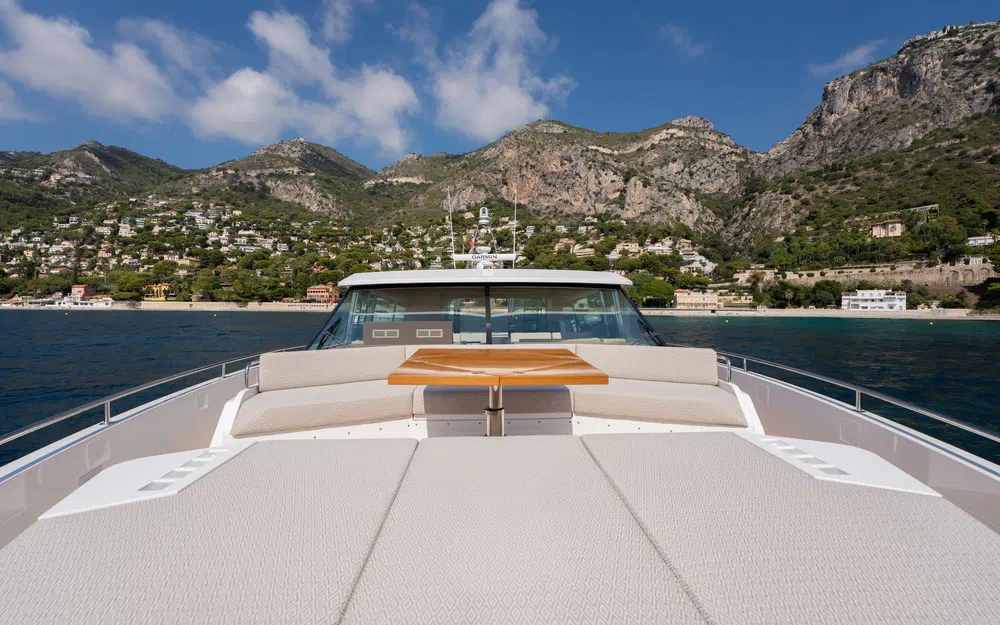 slider 27 Delta Powerboats 72