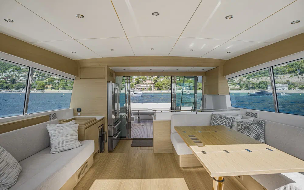 slider 34 Delta Powerboats 72