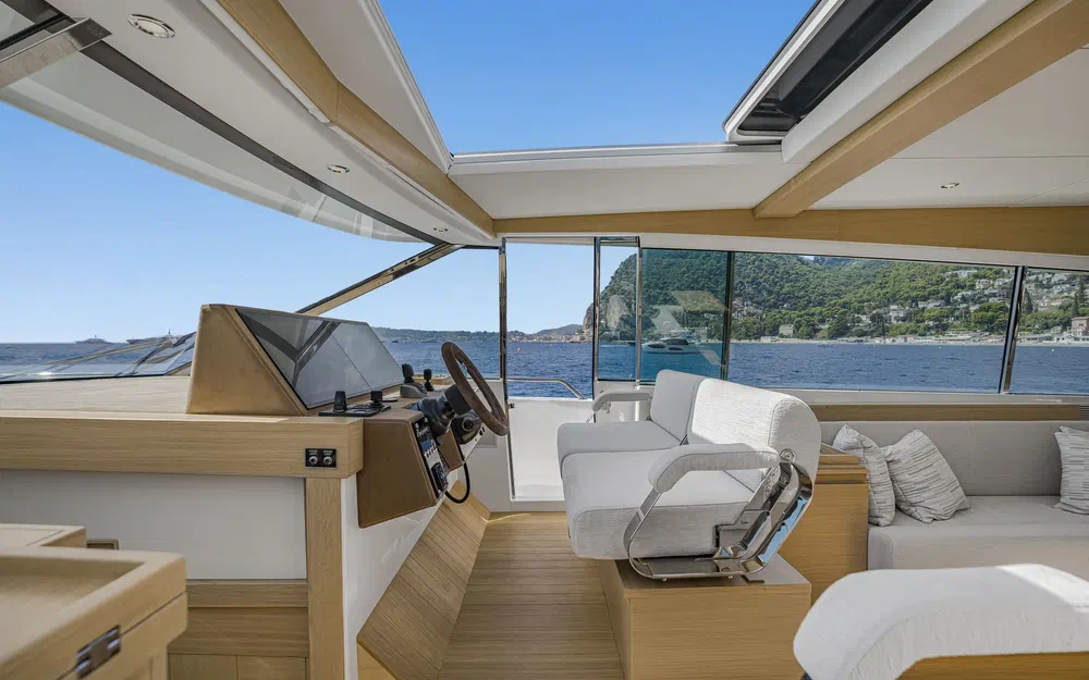 slider 38 Delta Powerboats 72