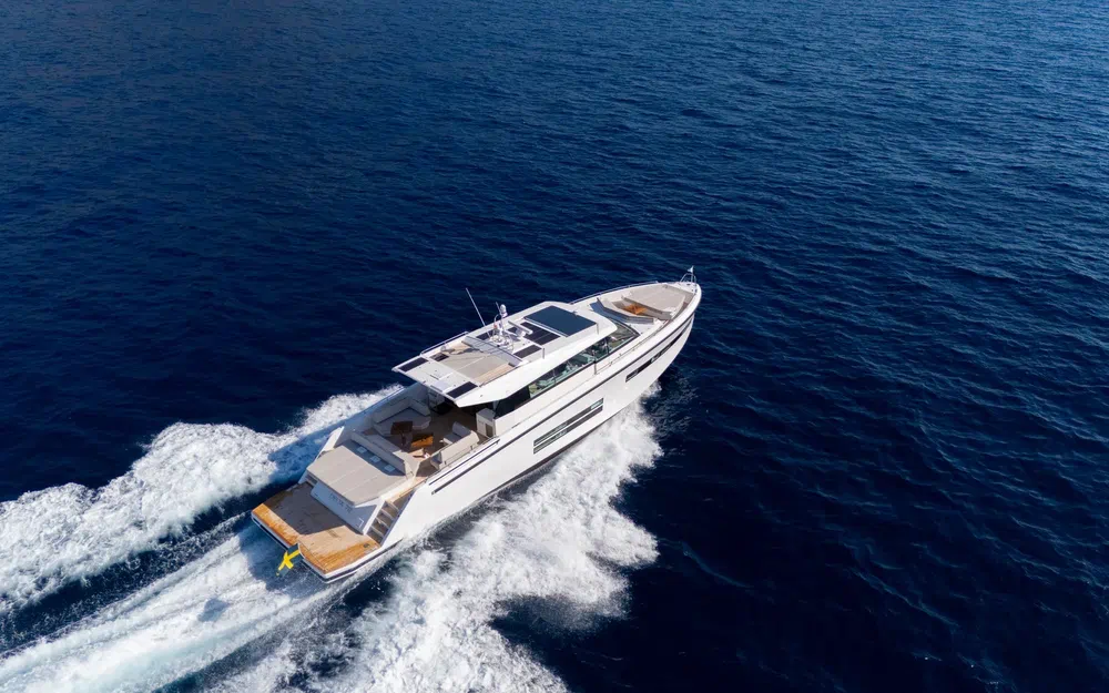 slider 3 Delta Powerboats 72