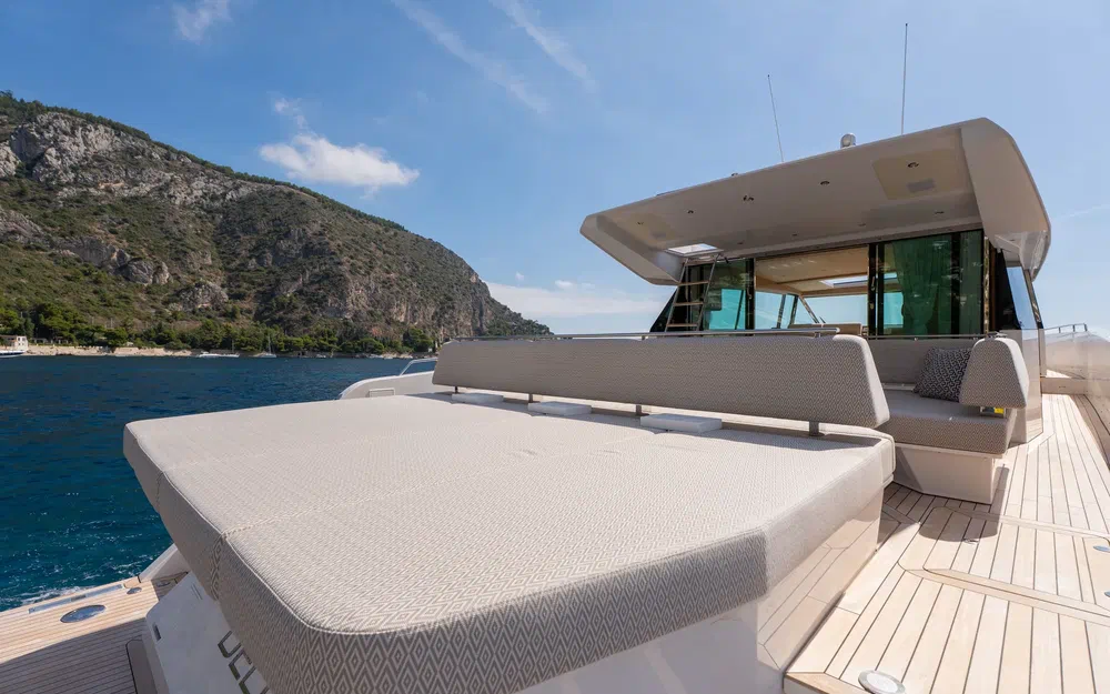 slider 48 Delta Powerboats 72