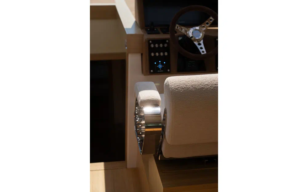 slider 52 Delta Powerboats 72