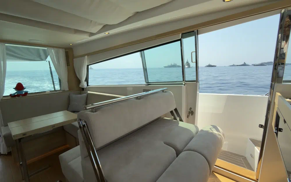 slider 16 Delta Powerboats 48 Coupe