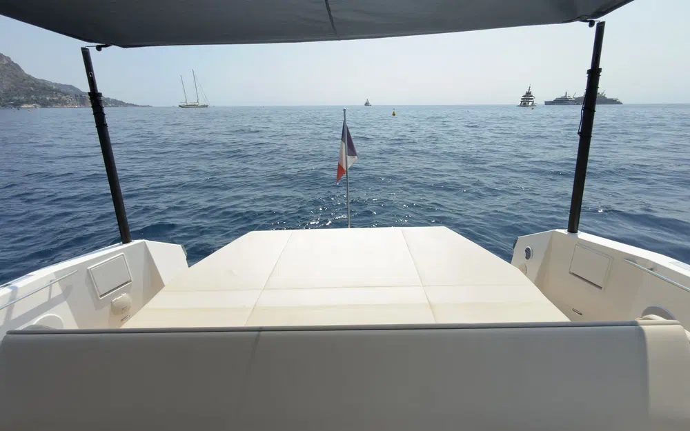 slider 32 Delta Powerboats 48 Coupe