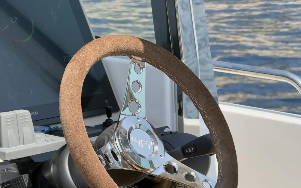 slider 8 Delta Powerboats 48 Coupe