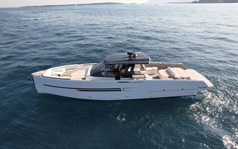 slider 1 Okean 55 Open