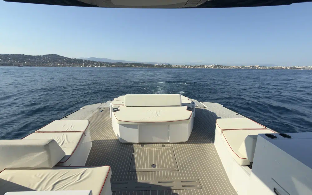slider 8 Okean 55 Open