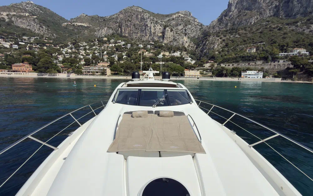 slider 19 Sunseeker Predator 62