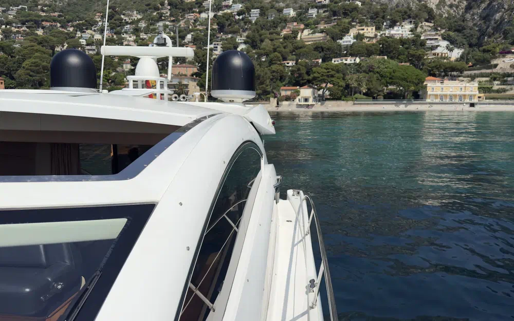slider 22 Sunseeker Predator 62