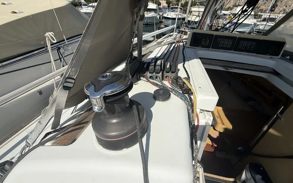 slider 12 Beneteau First 30 Jk