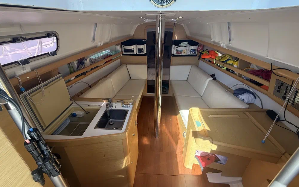 slider 14 Beneteau First 30 Jk