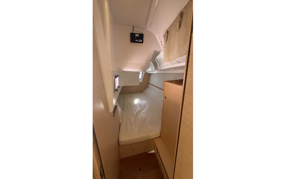slider 18 Beneteau First 30 Jk