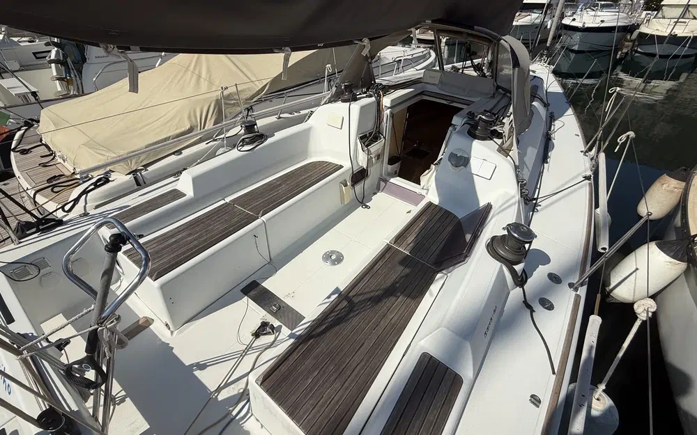 slider 8 Beneteau First 30 Jk