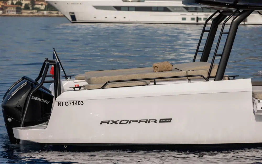 slider 5 Axopar 45 XC