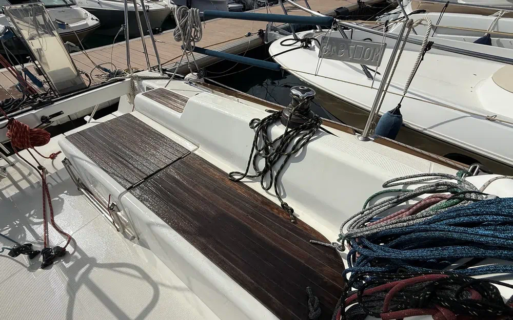 slider 24 Beneteau First 30 Jk