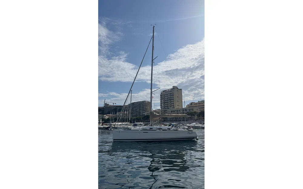 slider 2 Beneteau First 30 Jk
