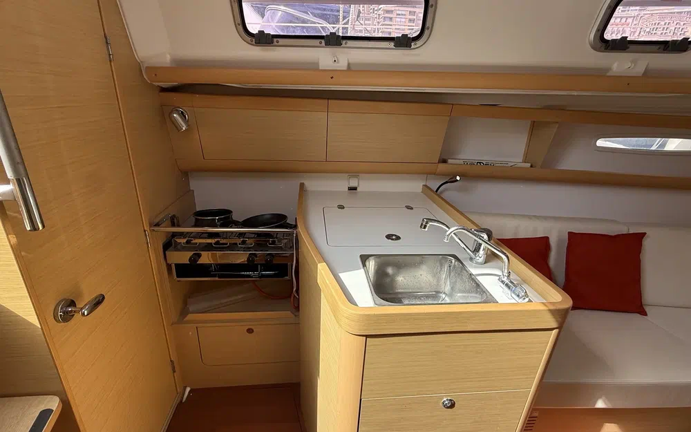 slider 36 Beneteau First 30 Jk
